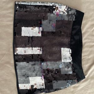 Express design studio festive mini skirt. Size 4 side zip